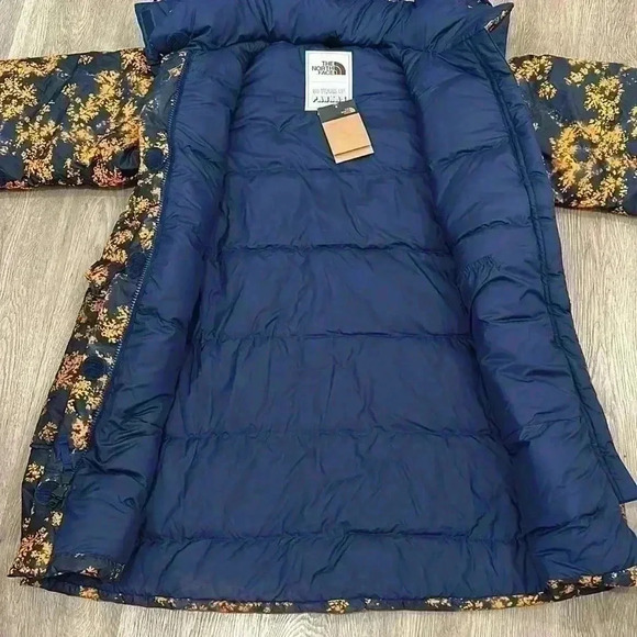 The North Face Women’s 73 North Face Parka, Small - Picture 8 of 13